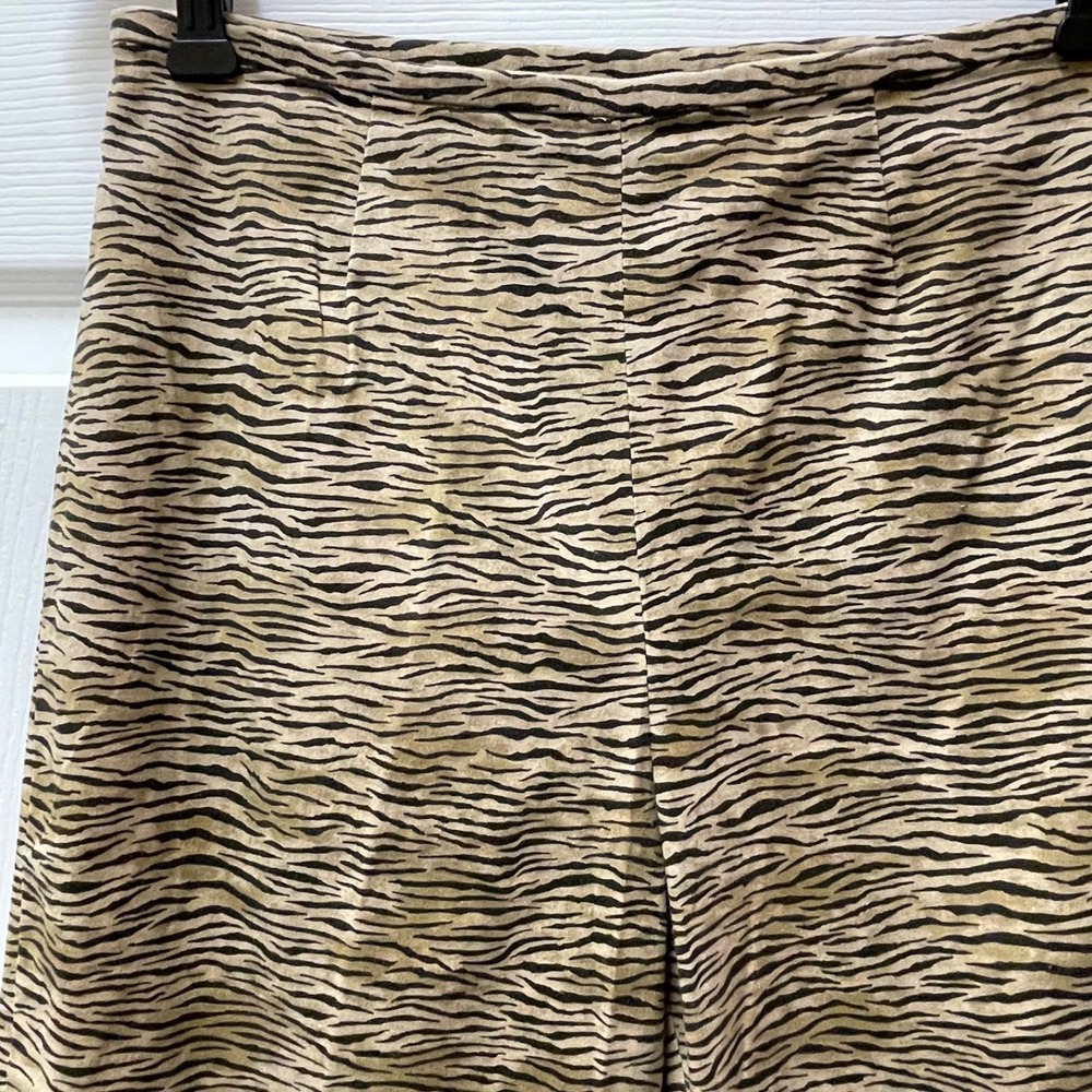 Vintage Eric Casual Women's Size 8 High-Rise Animal Print Side Zip Capri Pants